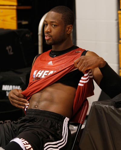 灰熊连续制造惊喜成为黑马（灰熊频频爆冷跃升黑马）