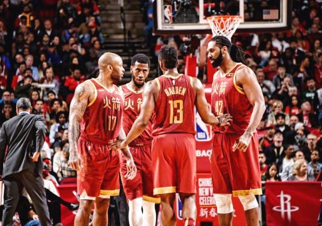 萨索洛2-2比萨，恩佐拉、马蒂奇破门，索尔茨维特读秒绝平（萨索洛2-2战平比萨：恩佐拉、马蒂奇建功，索尔茨维特压哨扳平）